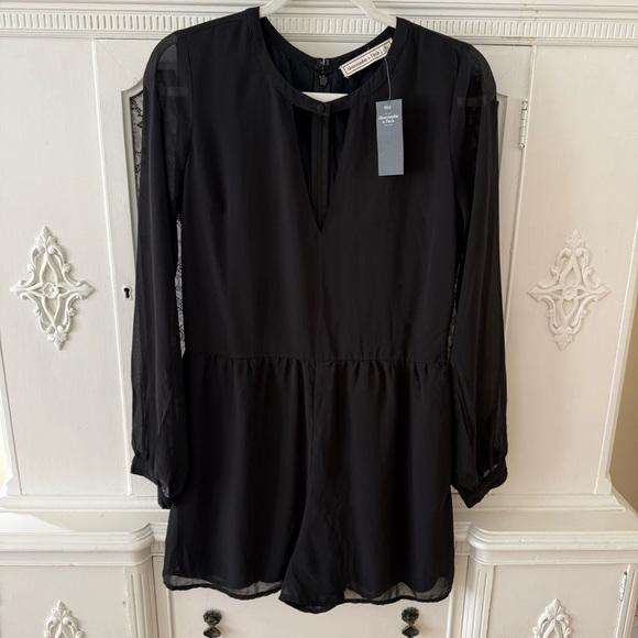 Abercrombie & Fitch Romper - Picture 1 of 10